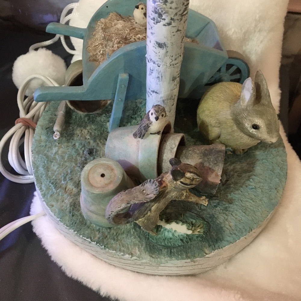 Charming Animal Figurine Lamp